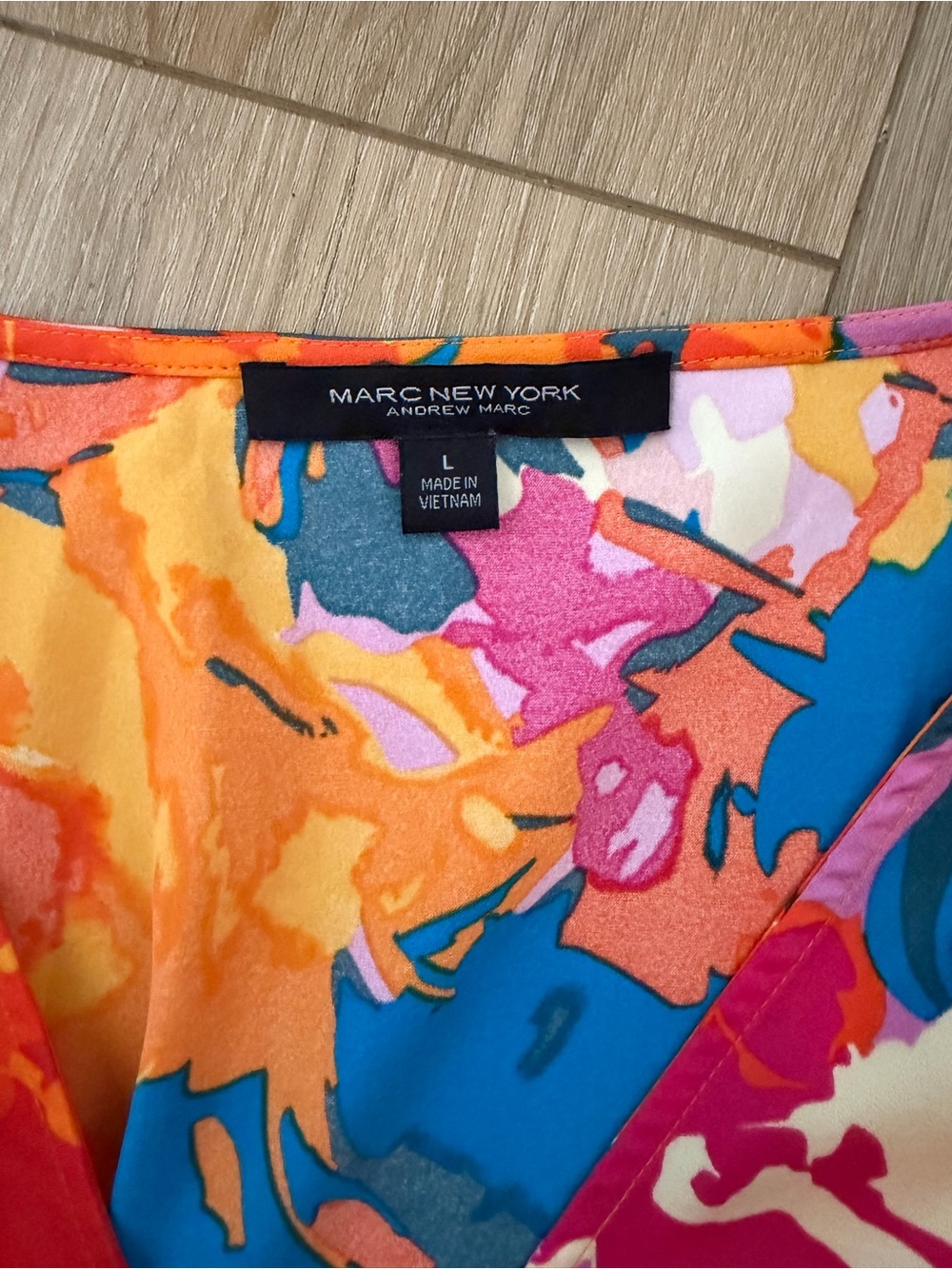 MARC NEW YORK By Andrew Marc Satin Floral Wrap Blouse EUC - Picture 4 of 7